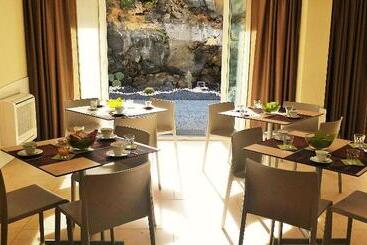 Zeus Hotel   Aparthotel   Meeting & Congress