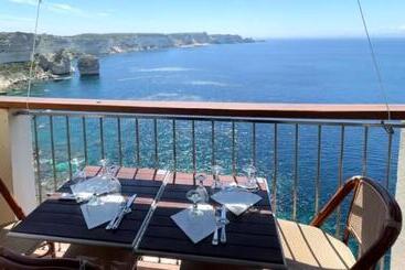 酒店 Colomba Hôtel Centre Ville Historique