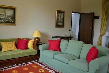 Nocleg ze śniadaniem Agriturismo Cascina Fiamberta