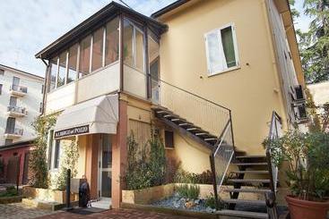 هتل Albergo Del Pozzo