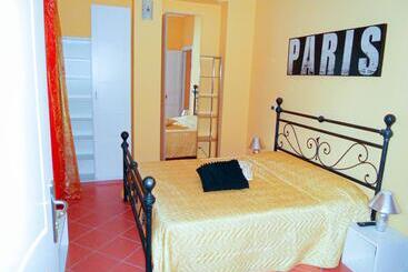 B&b Sans égal, Con Camere Private E Appartamenti Al Piano Terra A Biella