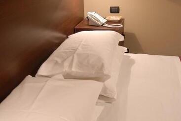 Bed and Breakfast Suite&b