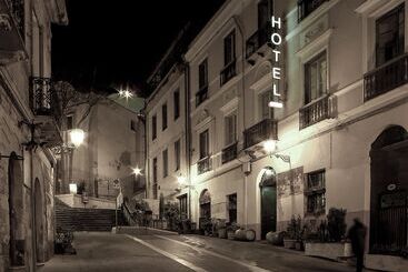 בית מלון כפרי Aurora