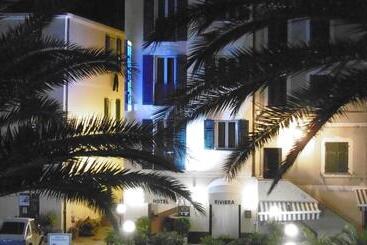 酒店 Riviera