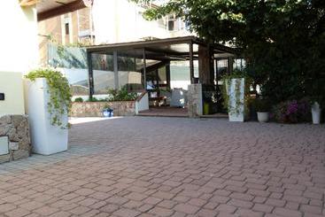 Bed & Breakfast Bramasole