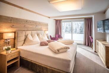 ホテル Gasthof Ellmauer Hof