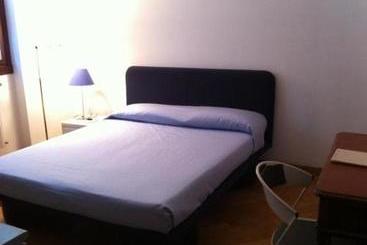 تختخواب و صبحانه Villa Camilla