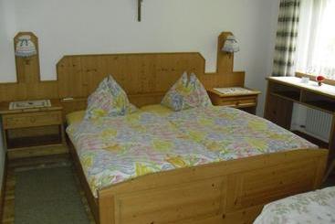 فندق Gasthof Bauhof