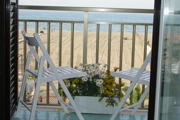 ベッドアンドブレックファースト Le Nereidi Beb