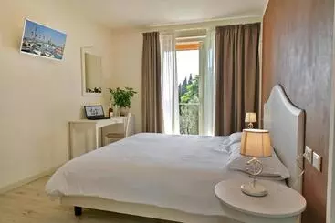 تختخواب و صبحانه Relais Colle San Giorgio