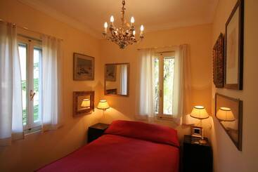 민박 Castrum Di Serravalle