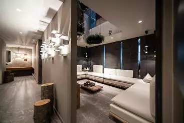 ホテル Alpine Spa Resort Viktoria