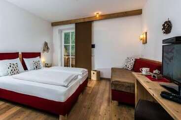 Small & Lovely Hotel Zaluna