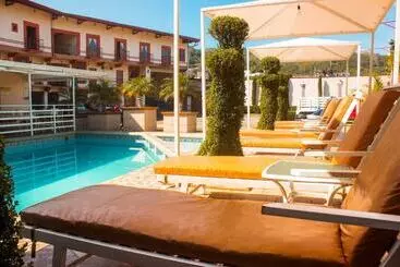 Hotel & Suites Posada Molina