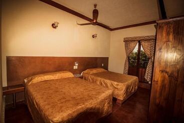 هتل & Suites Posada Molina