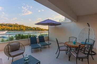 בית מלון כפרי Perla