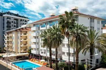 هتل آپارتمان Blue Heaven Apart