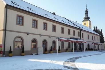 בית מלון כפרי Amalia