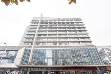 Hotel Metropolo, Hefei, Wanda Plaza, Swan Lake