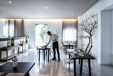 مسافرخانه Ramo D Aria Etna Boutique