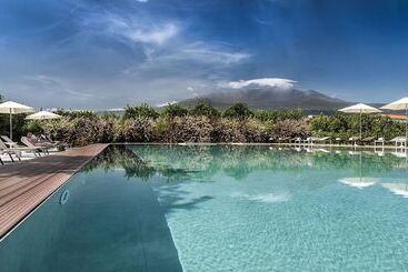 مسافرخانه Ramo D Aria Etna Boutique