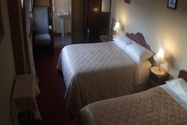 فندق Dawn House B&b