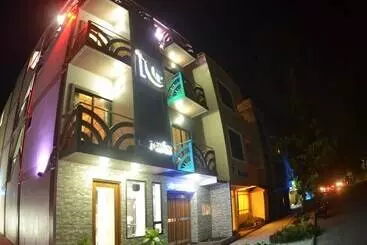 Hotel Newtown Inn