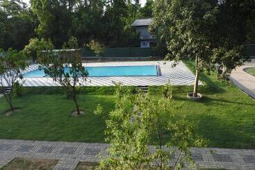 هتل The Grand Yala