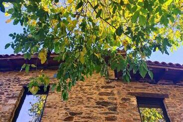 فندق Rural Las Campares