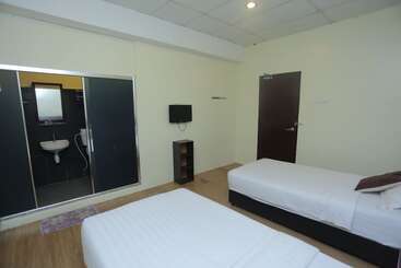 Jam Hotel Near Erl Salak Tinggi Sepang