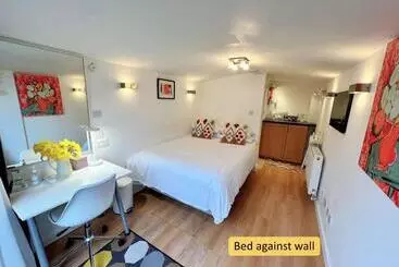 ベッドアンドブレックファースト Ferndale Mews