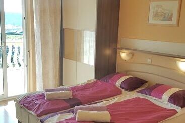 ベッドアンドブレックファースト Guesthouse Mira