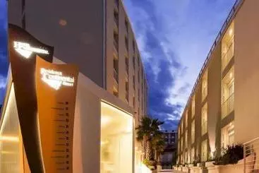 Hotelli & Residence Continental
