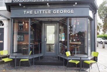 酒店 The Little George