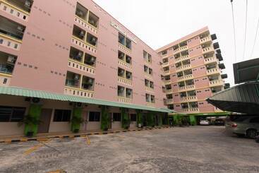 هتل Jiruspon Mansion