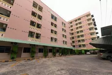 Hotelli Jiruspon Mansion