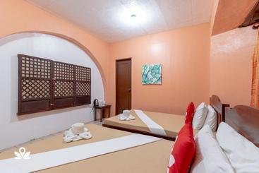 Szálloda Zen Rooms Calle Crisologo Vigan