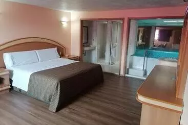 هتل Puerta Del Sol