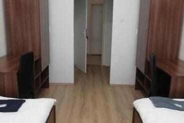 Schronisko Ubytovňa Nobelova