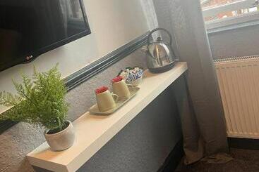 فندق Letting Rooms @ Charles Dickens