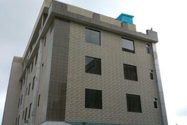 Hotel The Park Residency