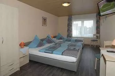 Hotelli Gasthof Zum Siegburger