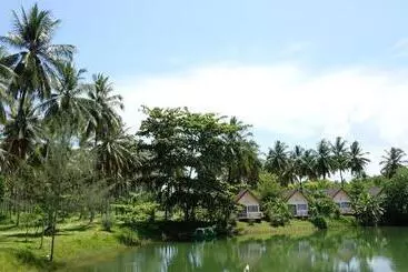 Khao Lak Golden Coconut Resort