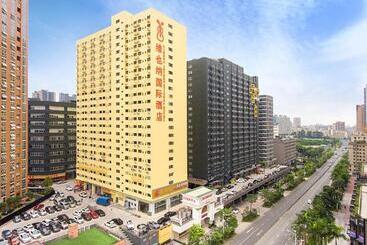 Vienna Hotel Shenzhen Bantian South Huancheng Road
