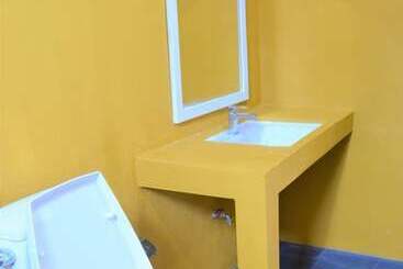 World Cat Hotel Beach & Resort