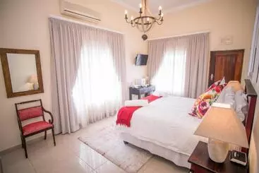 Oliver's Bed And Breakfast