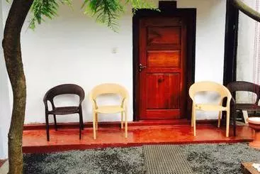 تختخواب و صبحانه Kandy City House