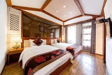 Hotelli Lijiang Bairui Vacation