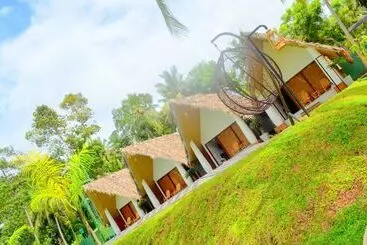 Airport Resort