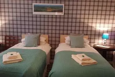 تختخواب و صبحانه Keeru S Guest House